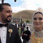 Van'da Görkemli Düğün! Damada 20 Milyon TL, Geline Kilolarca Altın Takıldı