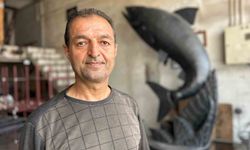 Van’da atık metallerden 3,3 metrelik inci kefali heykeli yapıldı
