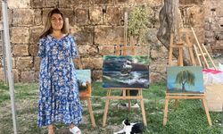 Ayşe Işık kimdir? Ayaklarıyla resim yapan ressamın ilham veren hayat hikâyesi
