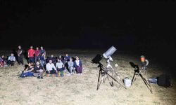 Van Gölü Kıyısında Gökyüzü Şöleni: Meteorlar ve Samanyolu İzlendi
