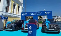 YKS türkiye birincilerine Togg hediye edildi