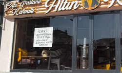 Van’da Elektriği kesilen işletme kapısına dikkat çeken not astı