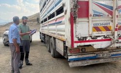 Hakkari’de hayvan sağlığı için yol kontrolleri sürüyor