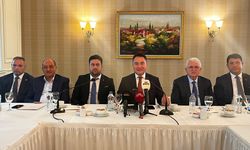 Babacan Van’da konuştu: “Bu güzel memleketimiz kötü yönetiliyor”