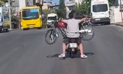 Trafikte Tehlikeli Yolculuk: Motosikletle Motosiklet Taşıdılar
