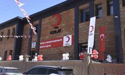 Bitlis’te Kızılay Aşevi hizmete başladı: Her gün 1100 kişiye sıcak yemek ulaştırılacak
