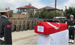 Yüksekova Şehidi Ziyar Koparan gözyaşlarıyla toprağa verildi