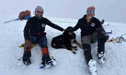 Vanlı dağcıların nefes kesen zirve başarısı