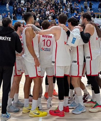 A Milli Erkek Basketbol Takımından Büyük Başarı