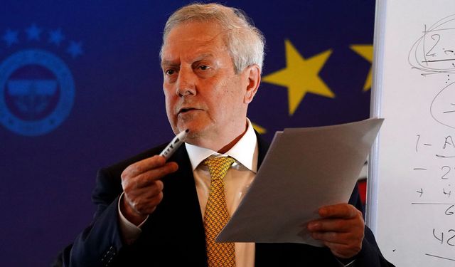 Aziz Yıldırım, Fenerbahçe başkanlığına adaylığını açıkladı