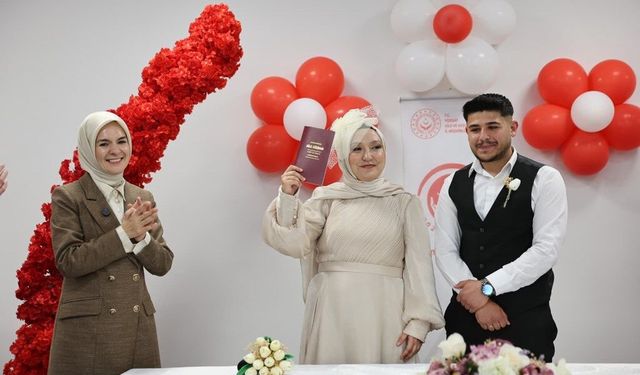 Aile ve Gençlik Fonu’ndan 9 bin 200 gence 1 milyar liralık destek