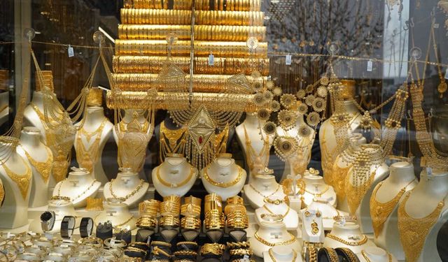 Altın fiyatlarında son durum: Güne yükselişle başladı