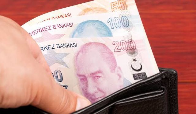 Asgari ücrete ara zam olacak mı? Gözler hükümetten gelecek açıklamada