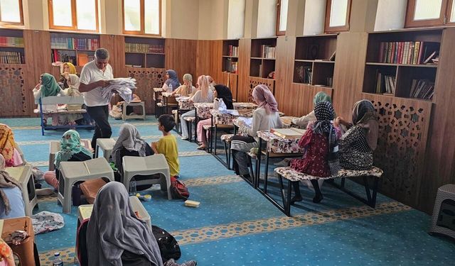 Van’da yaz Kur’an kurslarında çocuklara sıfır atık eğitimi verildi