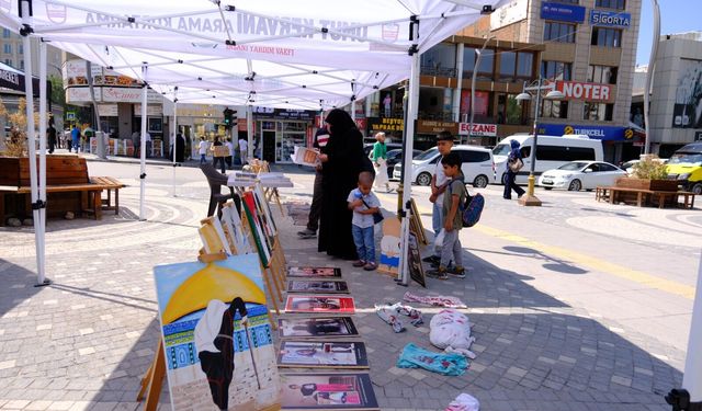 Van’da Gazze temalı resim sergisi açıldı