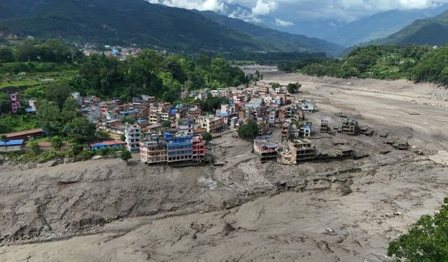 Nepal’deki sel felaketinde can kaybı 177’ye yükseldi