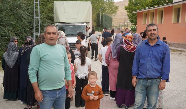 Van Kıratlı Mahallesi’nde kalabalık sınıf tepkisi: Öğrenci sayısı 40’a çıkıyor