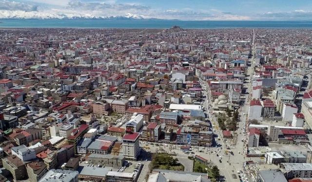 Van’ın İpekyolu ilçesinden eğitimde dikkat çeken başarı