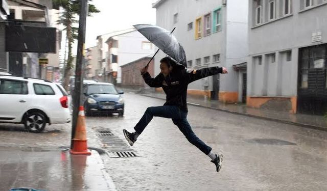 Van hava durumu: Meteoroloji’den fırtına ve sağanak uyarısı