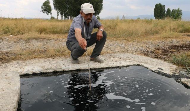 Erzurum’da Gizemli Su! Üzerine Ateş Tutunca Mavi Alevle Yanıyor