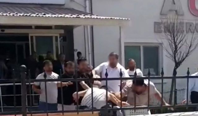Van’da iki aile arasındaki kavgada ağır yaralanan genç hayatını kaybetti