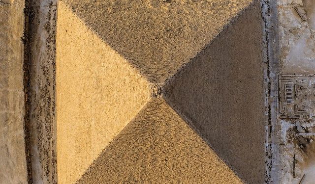 Piramitlerin Zirvesi İlk Kez Bu Kadar Net Görüntülendi
