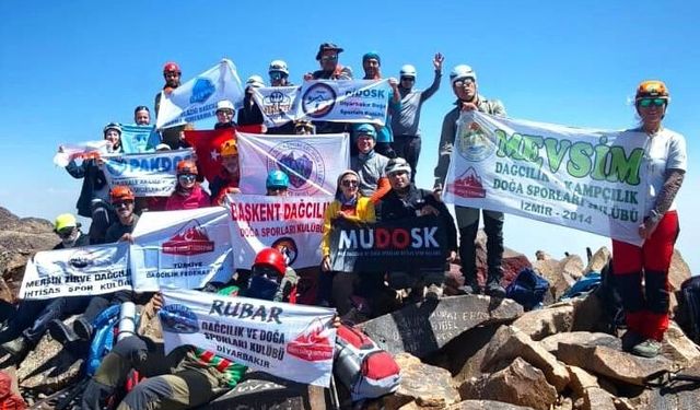 27 dağcıdan Malazgirt Zaferi’ne anlamlı zirve tırmanışı
