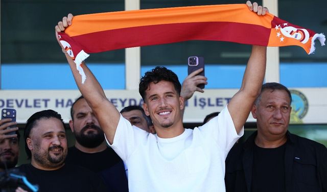 Galatasaray’ın Yeni Transferi Deniz Gül İstanbulda