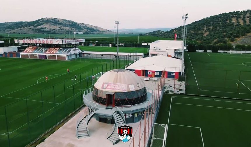 Vanspor yeni sezon hazırlıkları için Altınordu Tesisleri’ne yerleşti
