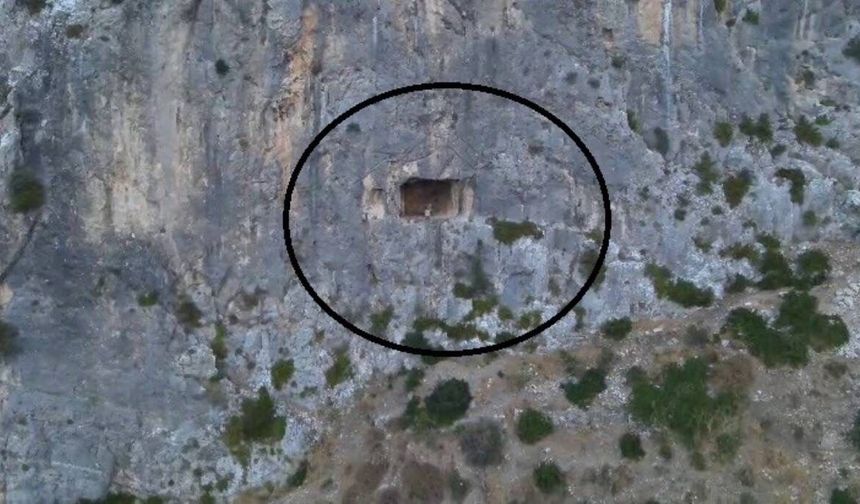 Dağlık alandaki mağarada mahsur kalan şahıs kurtarıldı