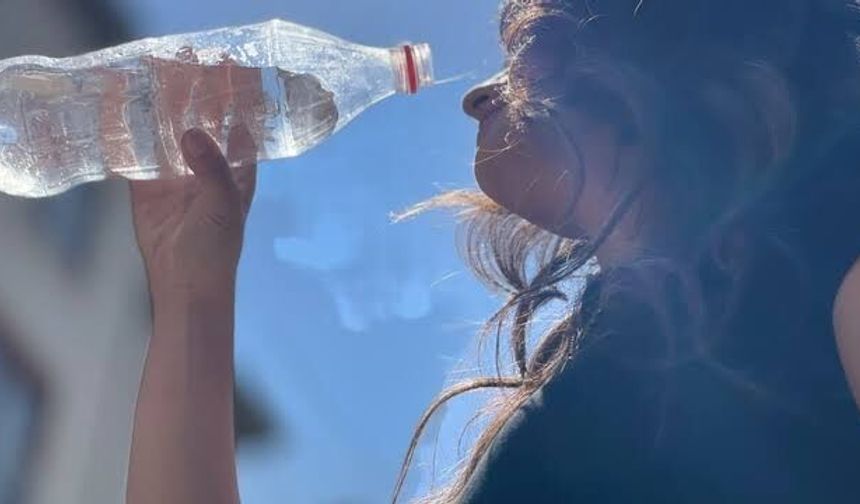 "Sıvı kaybı böbrek taşı riskini artırıyor"