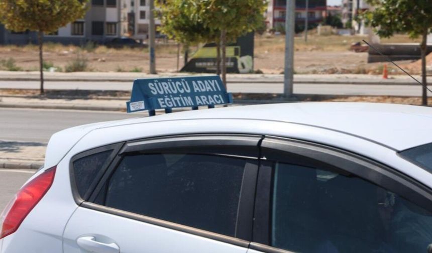 “Sınavsız ehliyet” tuzağına dikkat! Uzmanından kritik uyarı