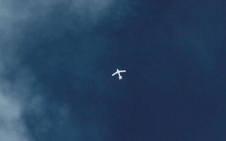 Aw673866 02