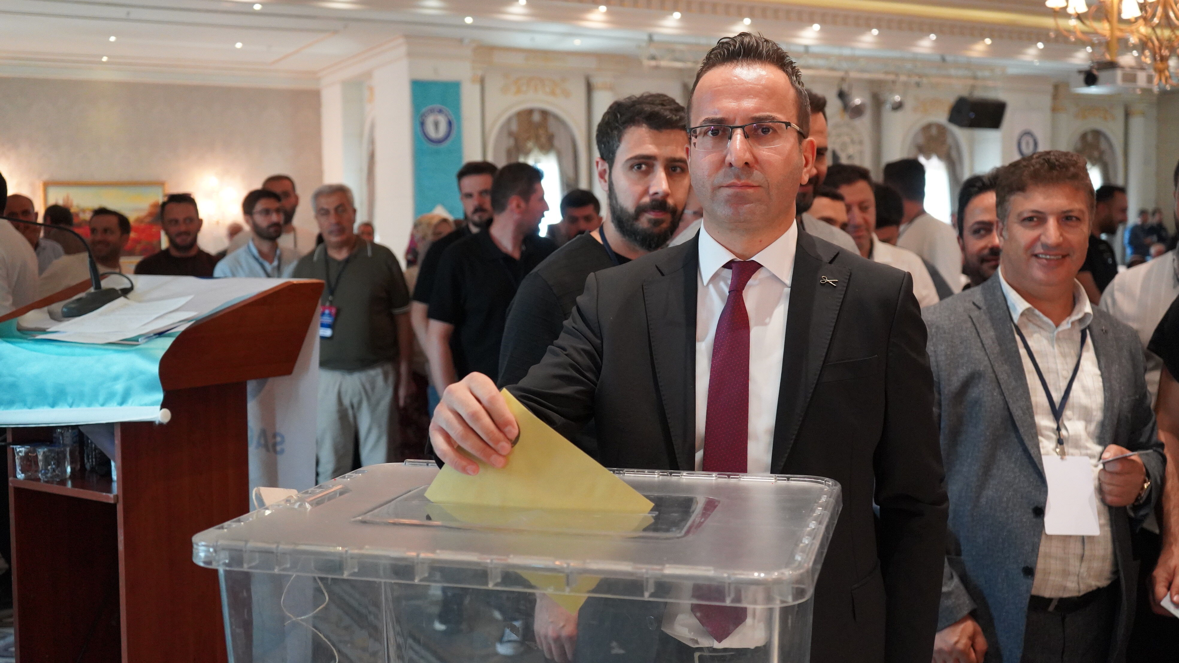 Sağlık-Sen Van Şube Başkanlığına Abdulcelil Aslan seçildi