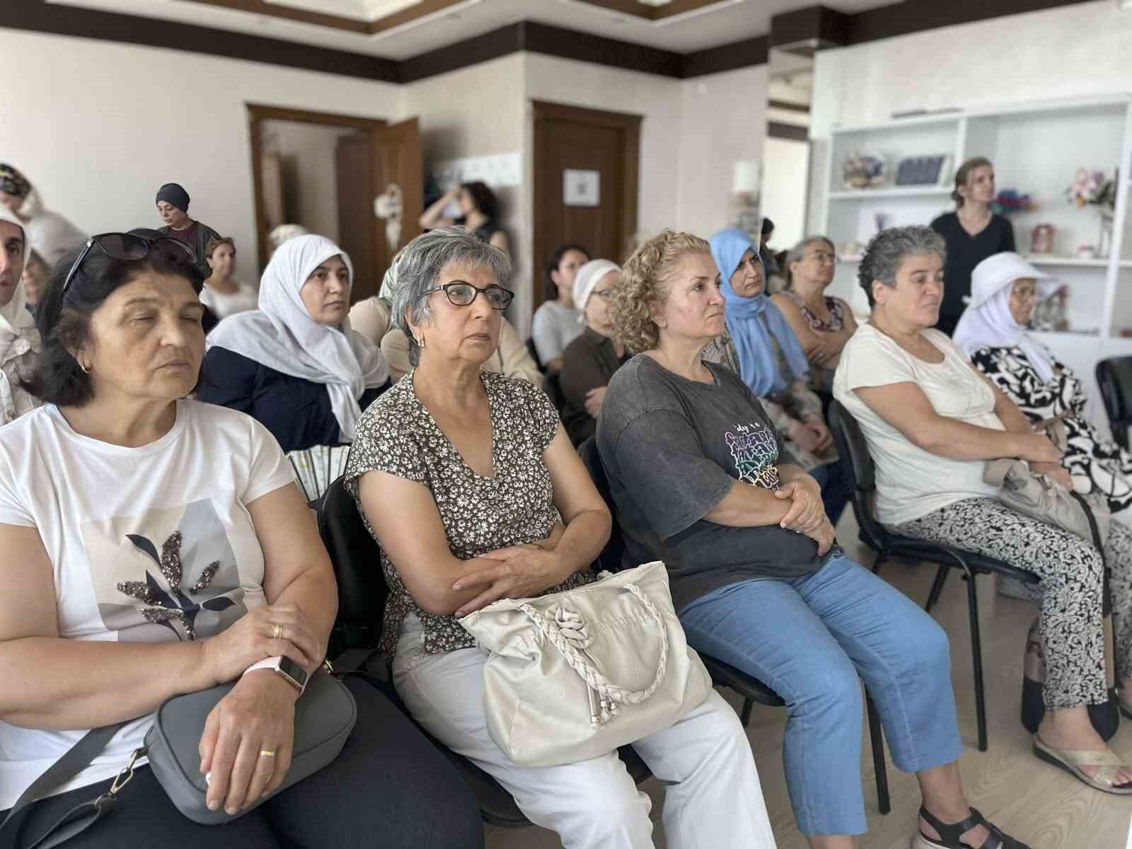 Kadınlara doğru bel kullanımı öğretildi