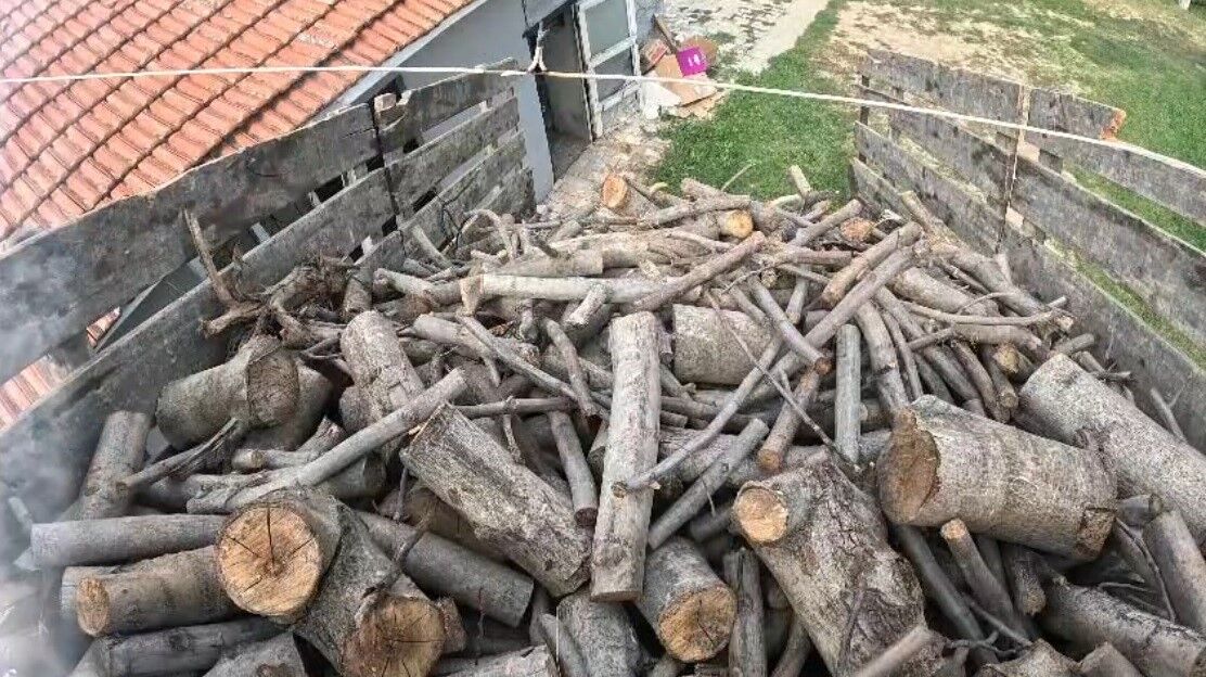 Köylerde kışlık odun hazırlığı