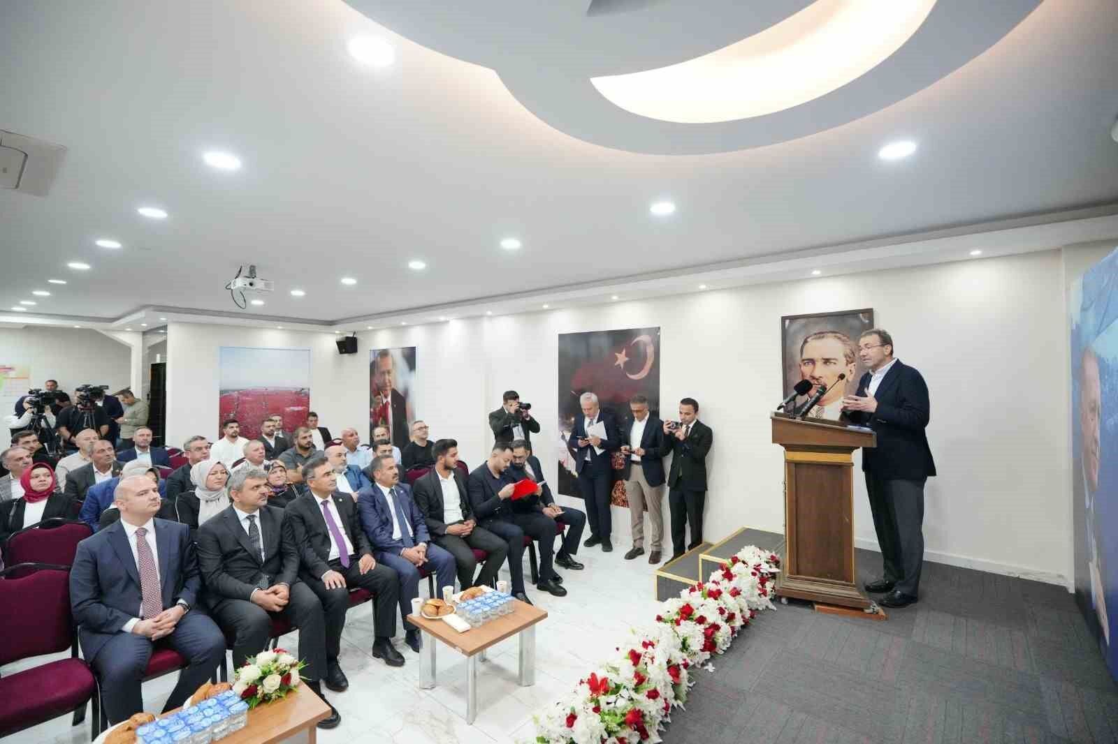 AK Parti Genel Başkan Yardımcısı Ömer İleri: 
